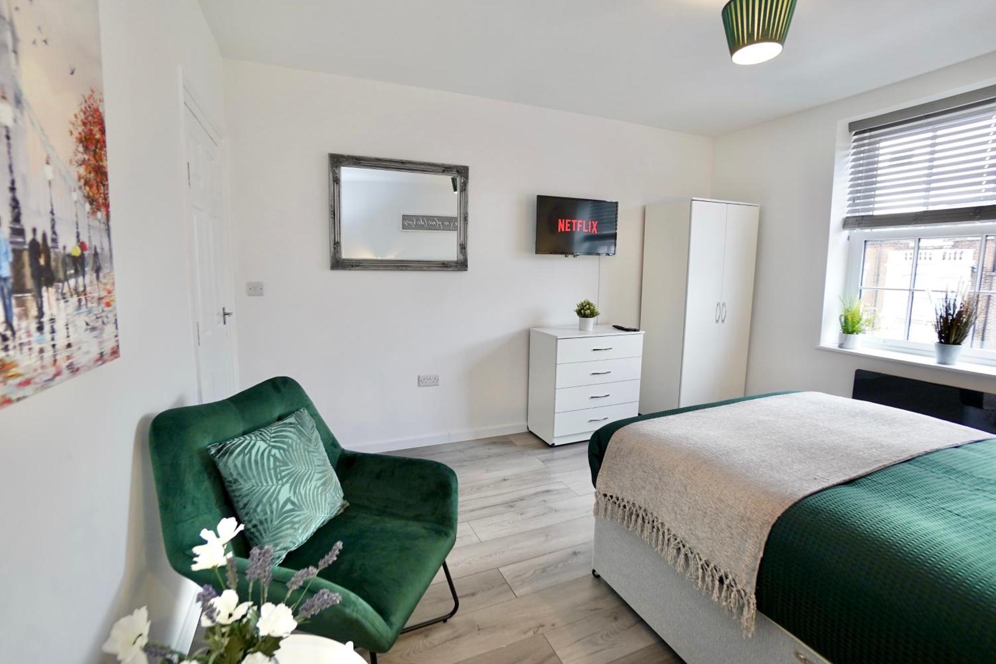 Luxury Flats In Southsea Portsmouth - Free Parking Apartment Bagian luar foto