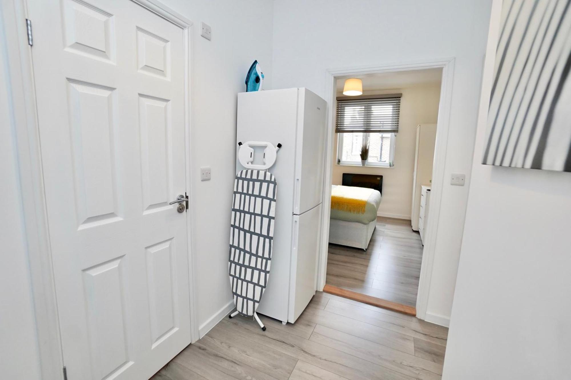 Luxury Flats In Southsea Portsmouth - Free Parking Apartment Bagian luar foto