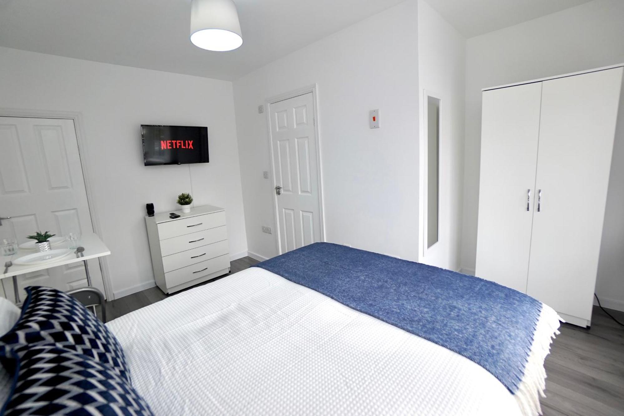 Luxury Flats In Southsea Portsmouth - Free Parking Apartment Bagian luar foto