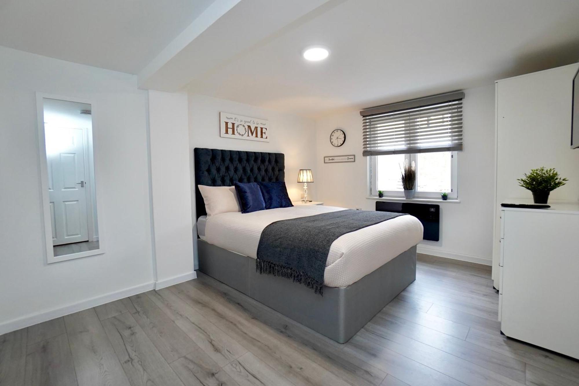 Luxury Flats In Southsea Portsmouth - Free Parking Apartment Bagian luar foto