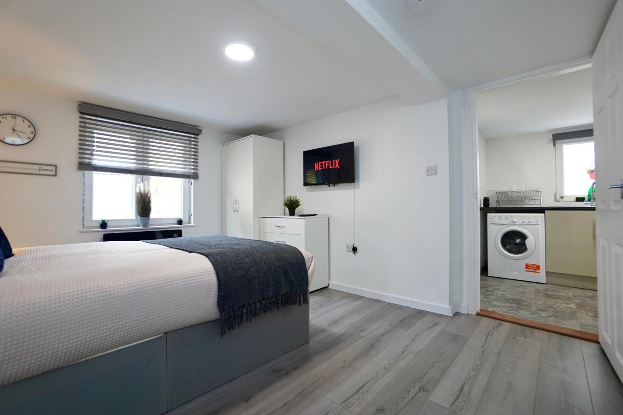 Luxury Flats In Southsea Portsmouth - Free Parking Apartment Bagian luar foto