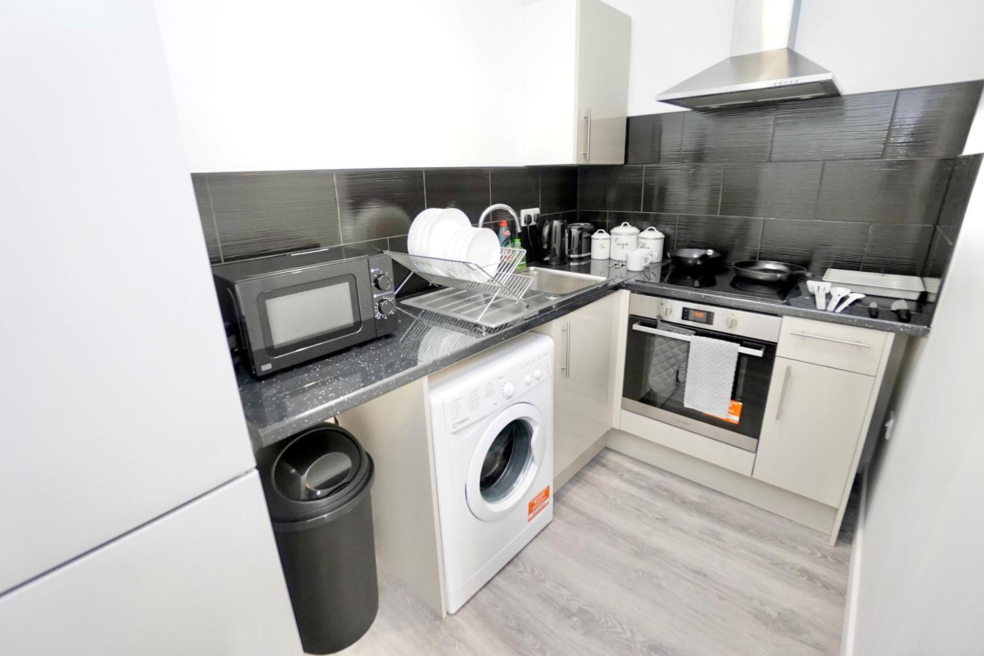 Luxury Flats In Southsea Portsmouth - Free Parking Apartment Bagian luar foto