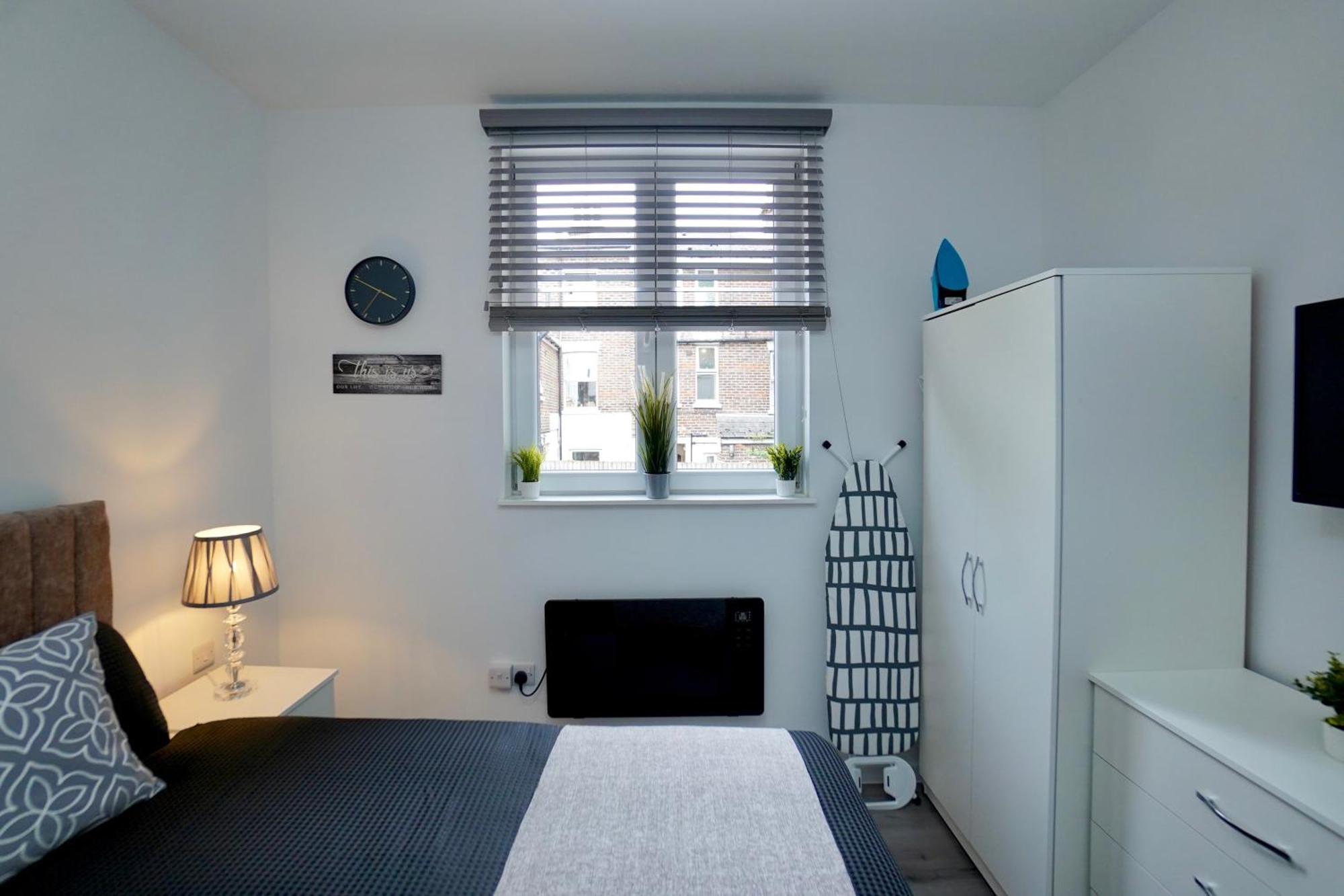 Luxury Flats In Southsea Portsmouth - Free Parking Apartment Bagian luar foto