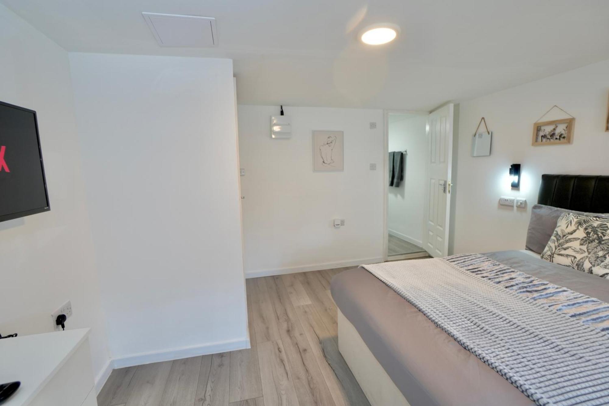 Luxury Flats In Southsea Portsmouth - Free Parking Apartment Bagian luar foto